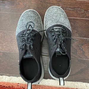 Under Armour Sneakers